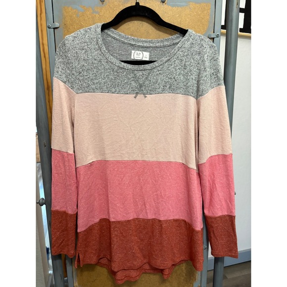 Maurices Tops - Maurices 24/7 Colorblock Long Sleeve Top Grey Pink Rust Heathered Knit Small